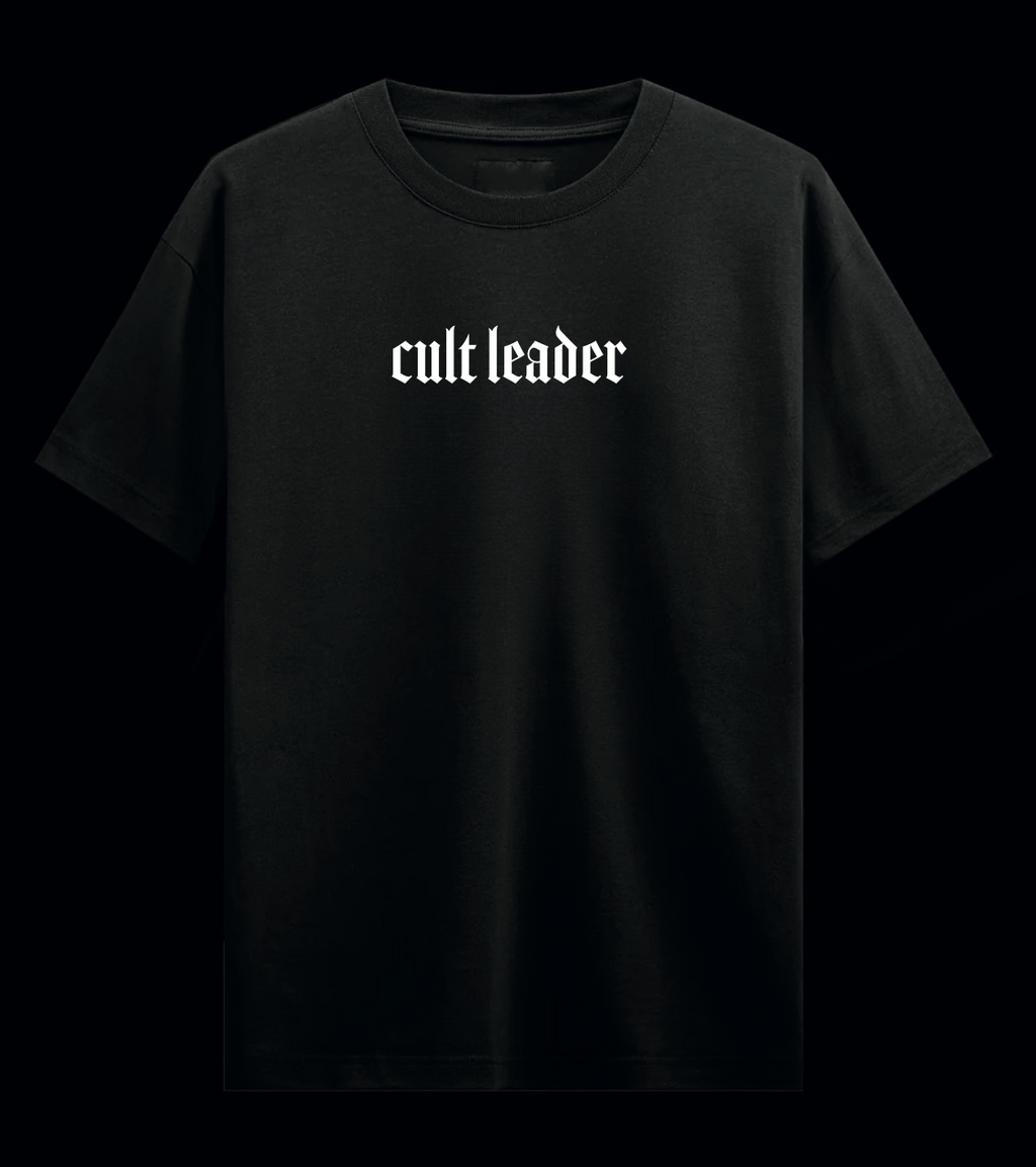 T-Shirt Cult Leader Preta
